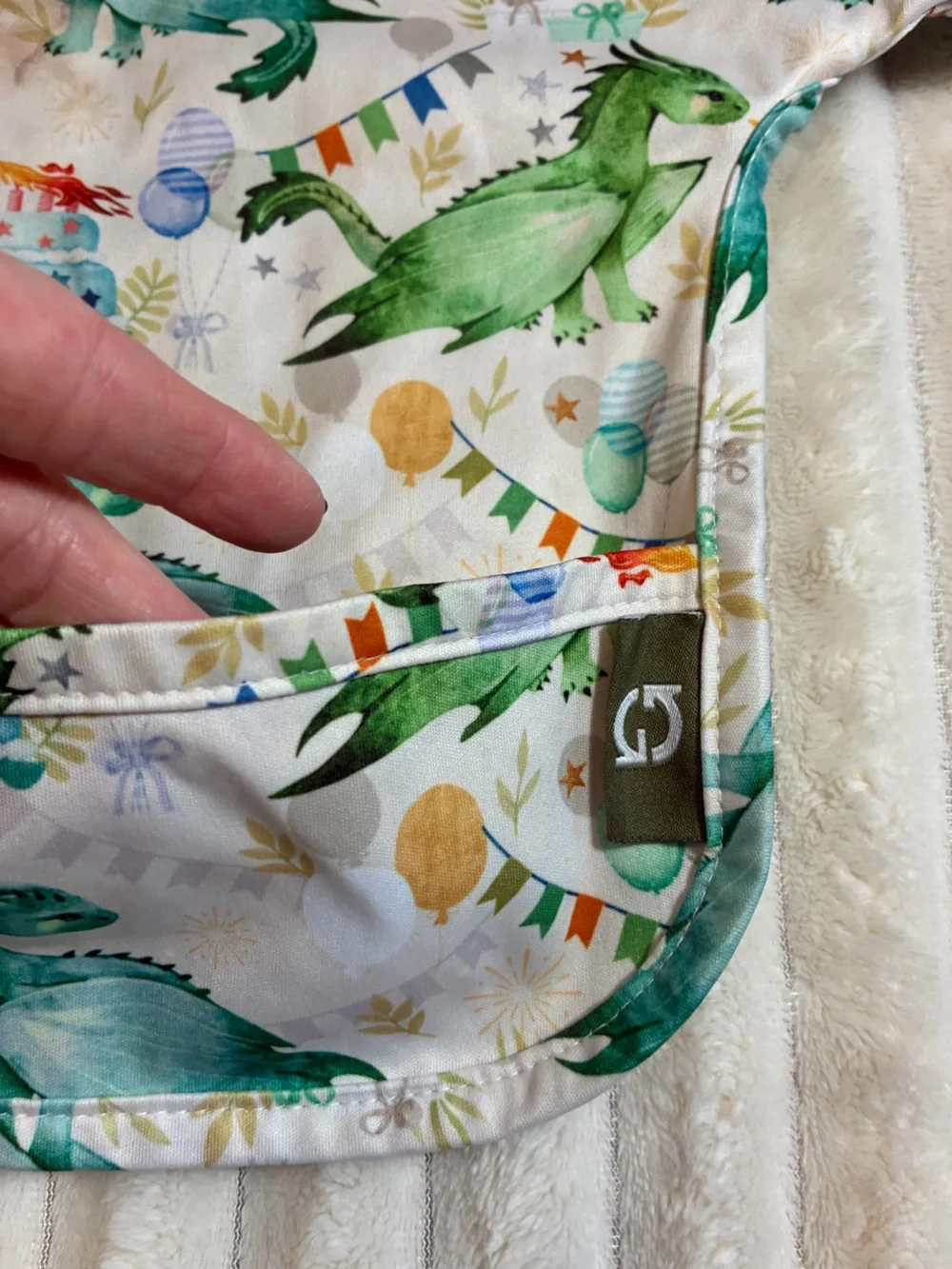 Kindthing Wildwoven Long-Sleeve Smock Bib 🐉🎂✨ – Dragon Birthday Print